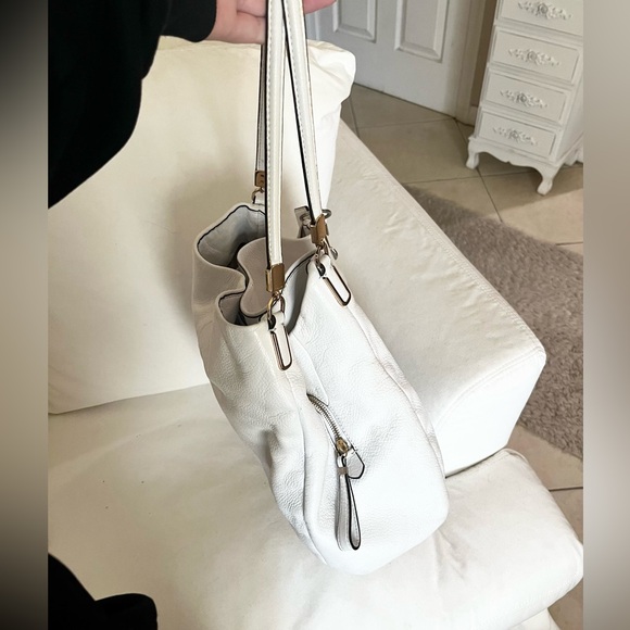 Coach White Bag - Picture 5 of 12